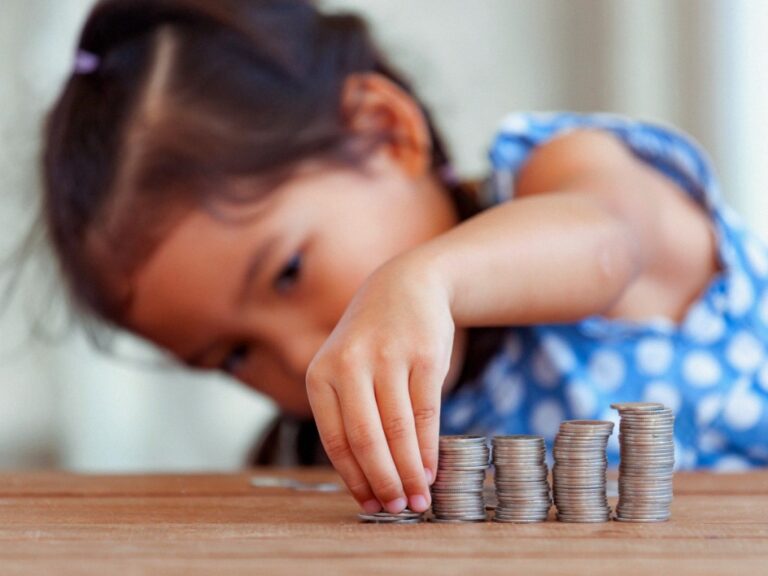 Упрощенные правила оформления пособий на детей 3-7 лет вводятся с 1 ноября